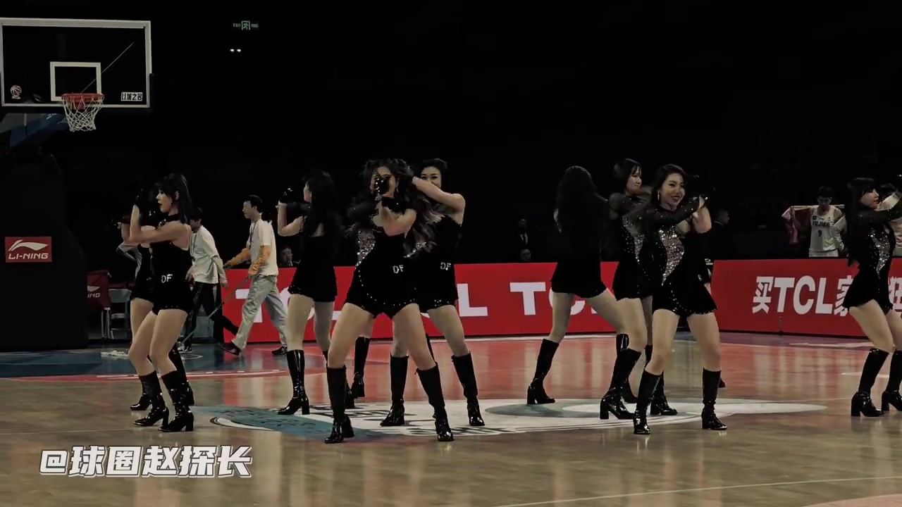 DB视讯官网😍😍赵探长分享北京男篮主场啦啦队的现场演出视频