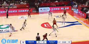 DB视讯官方登录入口手感开得很早!原帅接连两记三分为球队打出不错开局!