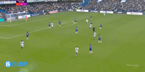 DB真人旗舰6530万水货→真香!26岁库库逆袭成蓝军大腿,0被过6解围攻防一体